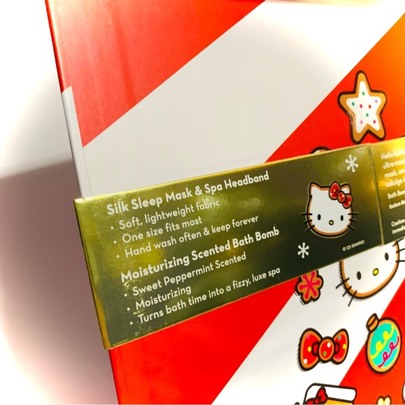 HELLO KITTY "HELLO HOLIDAYS"- 2 x Boxed Spa Gift Set - Picture 5 of 6